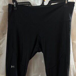 Under Armour Women’s Capri Leggings Size XL